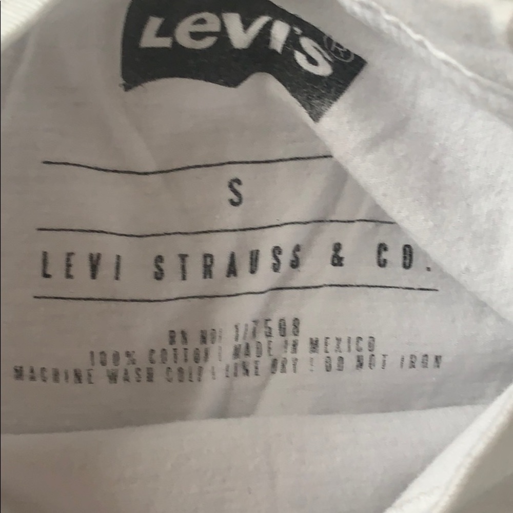Men’s tee - Picture 2 of 2
